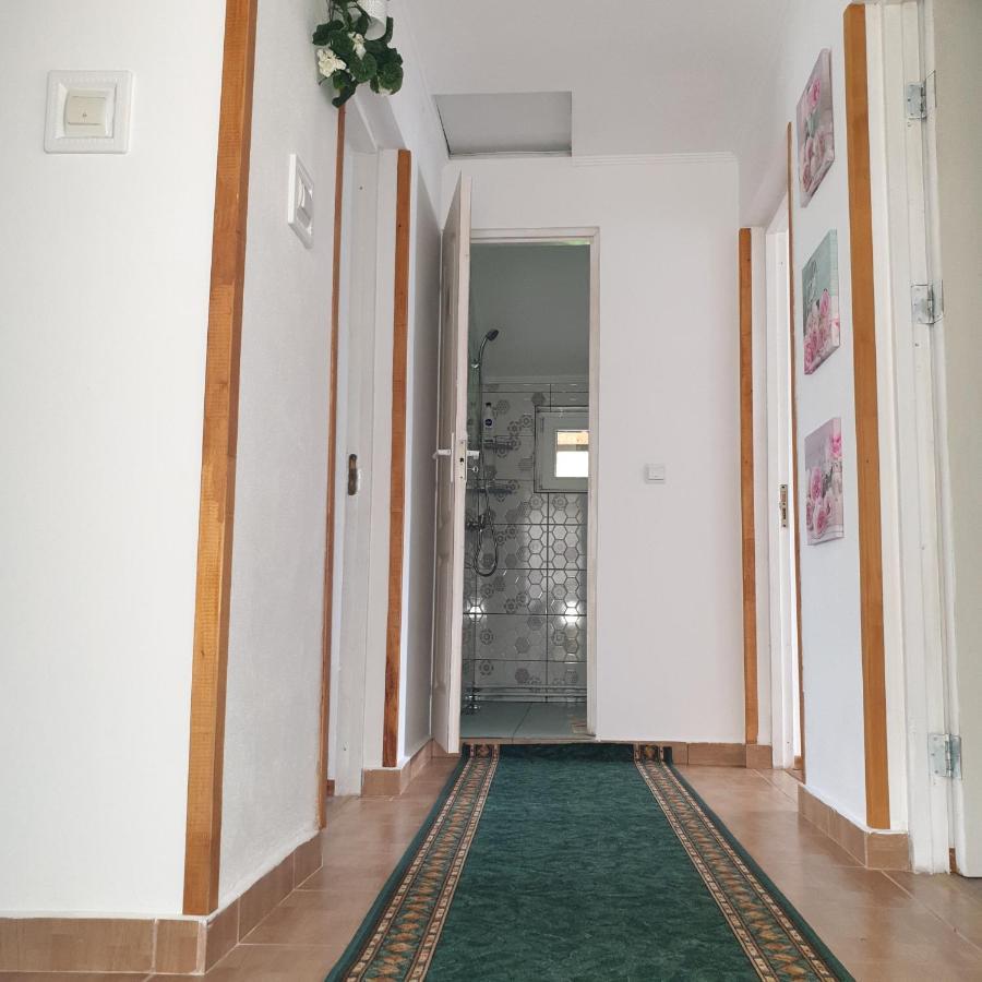 Casuta Din Gradina Villa Horezu Exterior photo