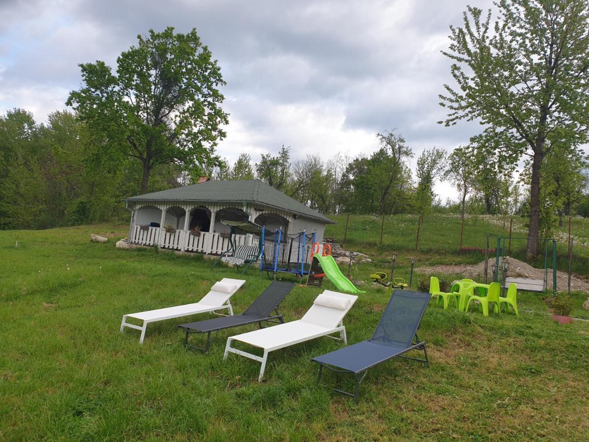Casuta Din Gradina Villa Horezu Exterior photo